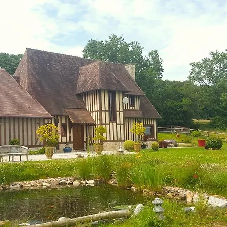 Bed & Breakfast L'herbe Aux Vaches 3*