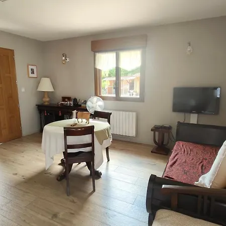 L'herbe Aux Vaches 3*