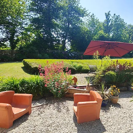 Bed & Breakfast L'herbe Aux Vaches 3*