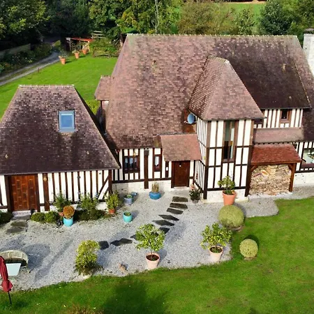 L'herbe Aux Vaches Bed & Breakfast 3*