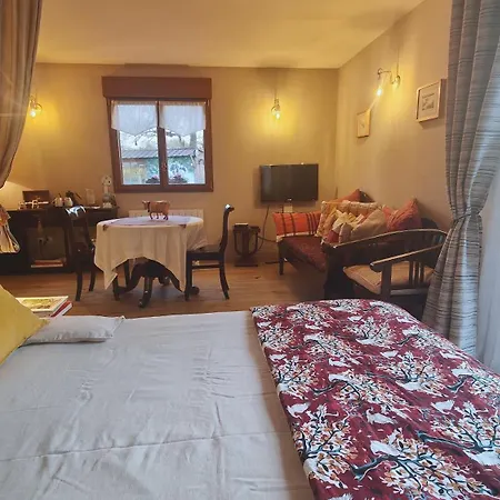 L'herbe Aux Vaches Bed & Breakfast