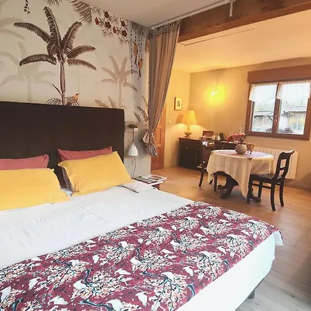 L'herbe Aux Vaches 3*