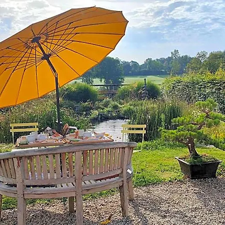 Bed & Breakfast L'herbe Aux Vaches 3*