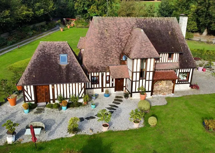 L'herbe Aux Vaches Bed & Breakfast 3*