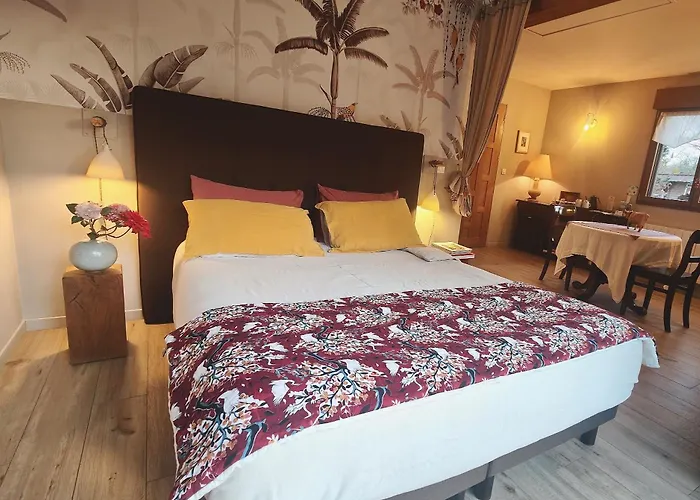 Bed & Breakfast L'herbe Aux Vaches 3*